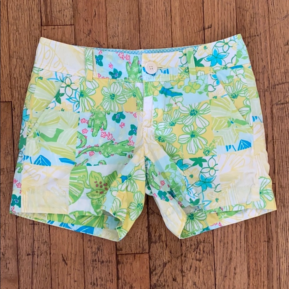 Lilly • plaid shorts